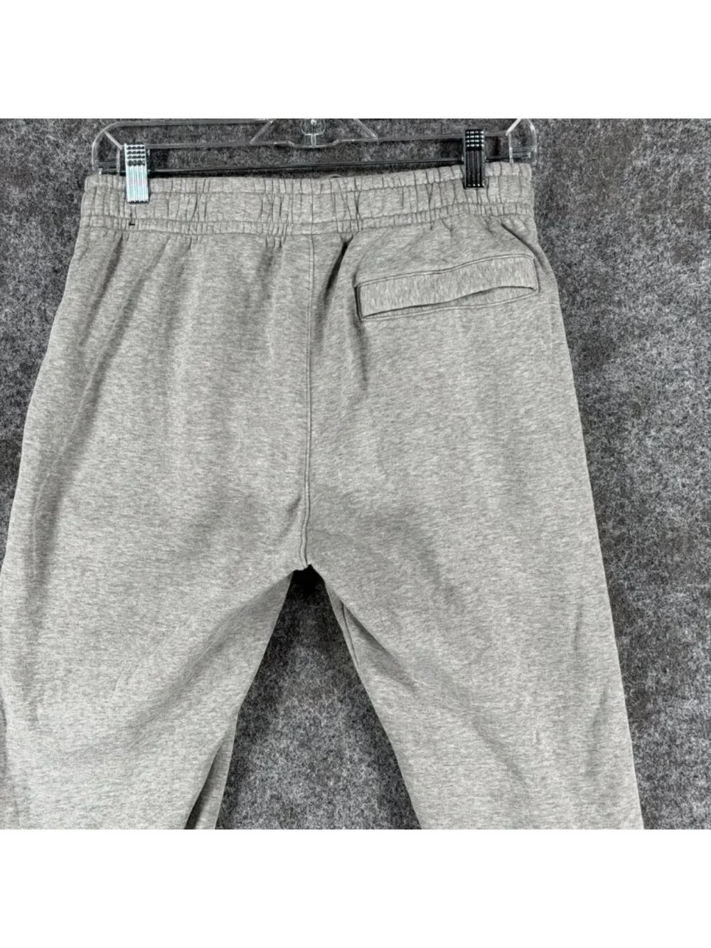 Nike Sportswear Club Fleece Jogger Pants Mens S Gray Performance Mid Rise Sports